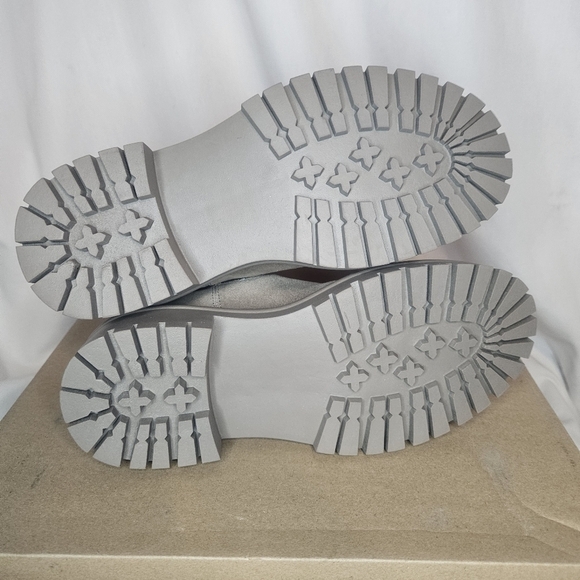 Steve Madden Mayslie Taupe Suede Slip On Booties Chelsea Sz 5 NWT Retail $100 - Picture 7 of 8